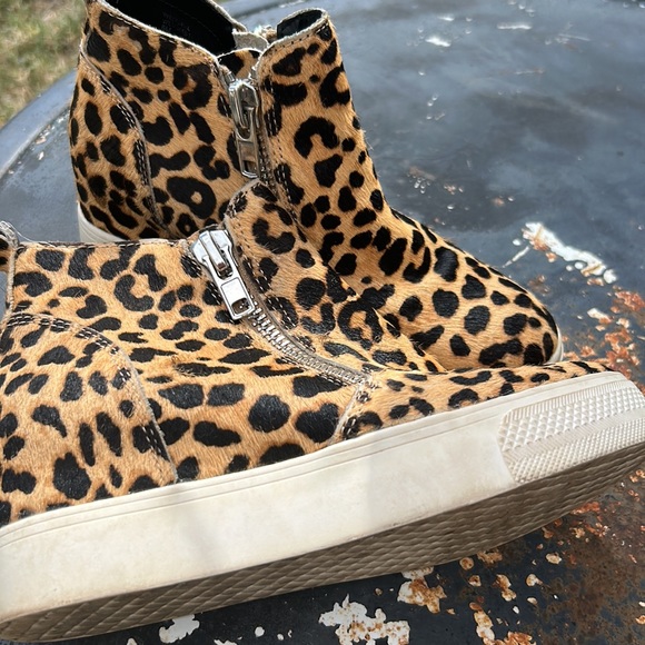 Steve Madden zip wedge sneakers - Picture 3 of 6
